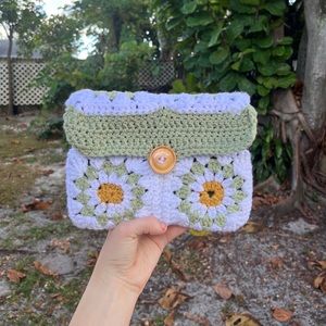 hand crochet book cover